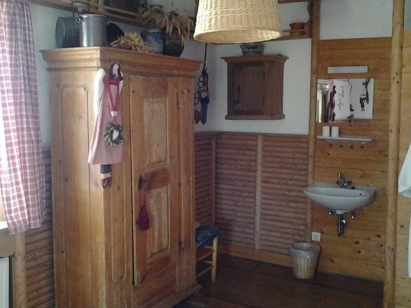 Gastehaus Zum Alten Schulhaus Hotel Miltenberg Room photo